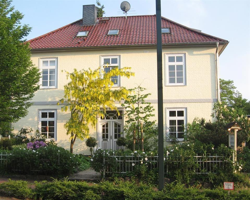 Altes Schulhaus Bad Schwartau Exterior foto